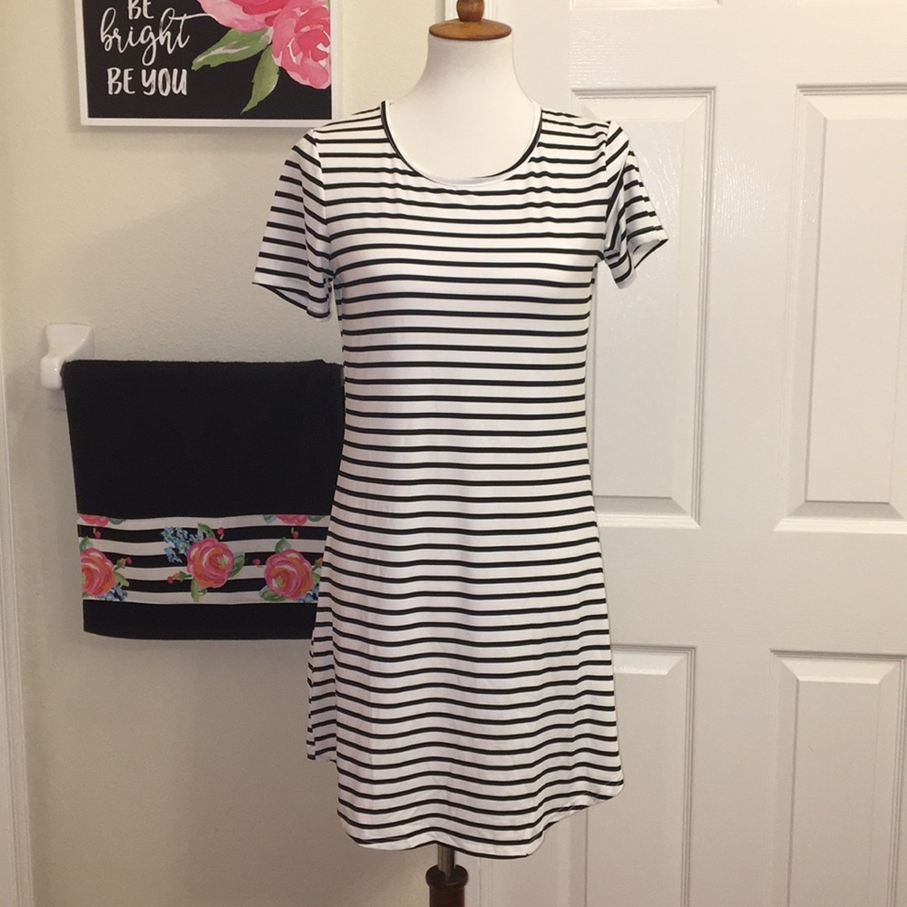 OURS Dress